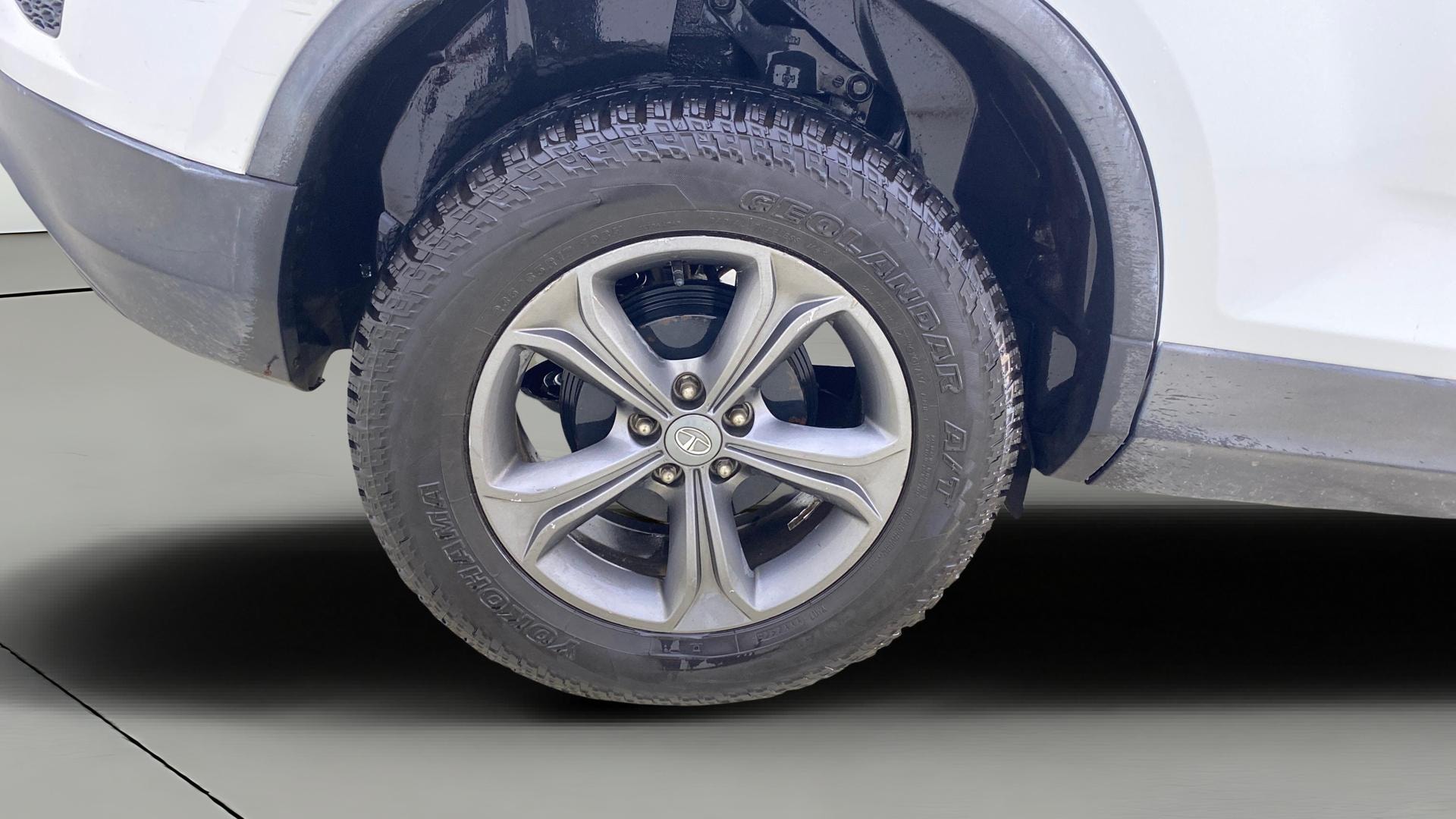 View 2022 Tata Harrier XE Image 25 Used 2022 Tata Harrier XE Image 25