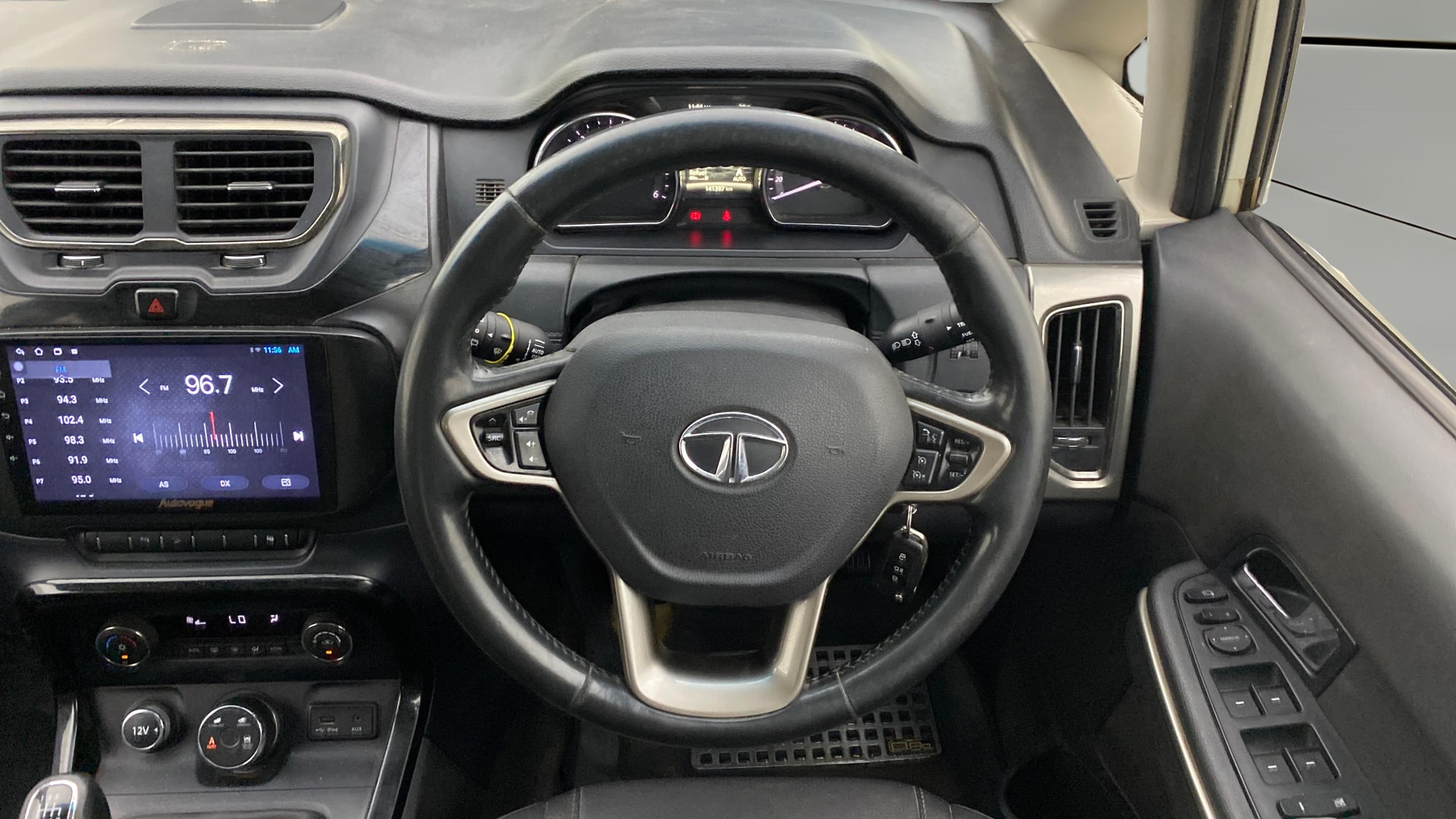 View 2017 Tata Hexa XT 4X2 Image 21 Used 2017 Tata Hexa XT 4X2 Image 21