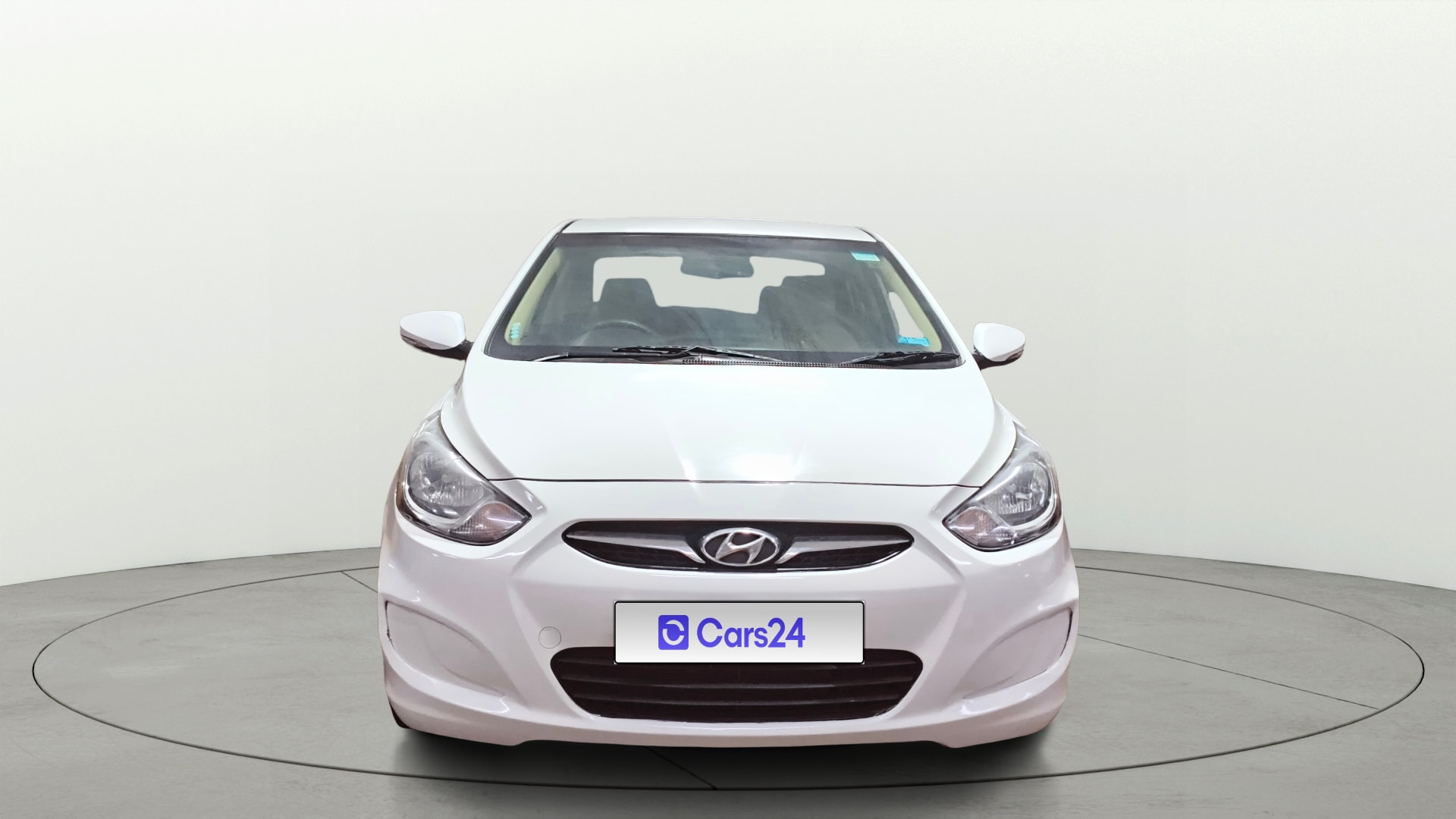View 2014 Hyundai Fluidic Verna 1.6 CRDI SX Image 1 Used 2014 Hyundai Fluidic Verna 1.6 CRDI SX Image 1