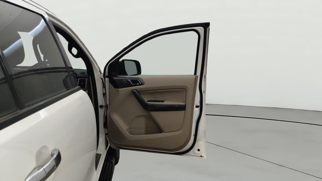 View Ford Endeavour Image 48 Used Ford Endeavour Image 48