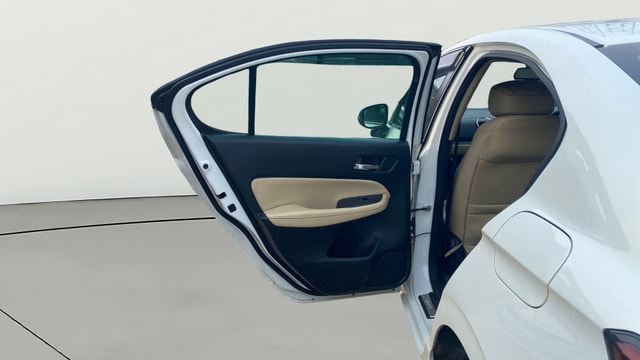 View Honda City ZX Image 23 Used Honda City ZX Image 23
