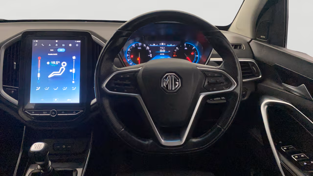 View MG Hector Image 14 Used MG Hector Image 14