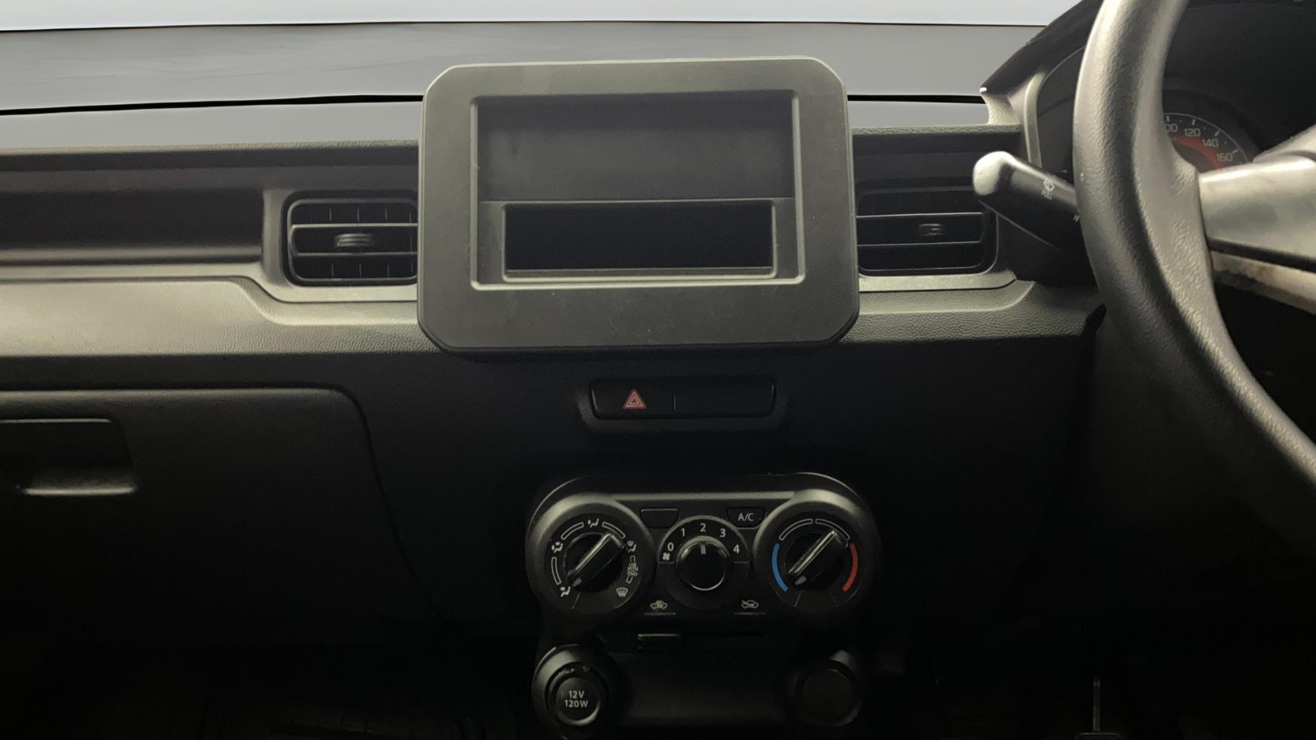 View 2018 Maruti Suzuki 1000 Base Variant Image 17 Used 2018 Maruti Suzuki 1000 Base Variant Image 17