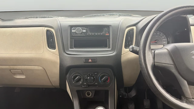 View Maruti Suzuki 1000 Image 17 Used Maruti Suzuki 1000 Image 17