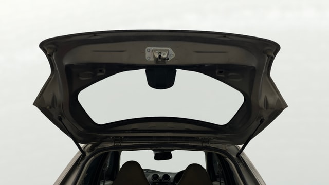 View Datsun Go Image 16 Used Datsun Go Image 16