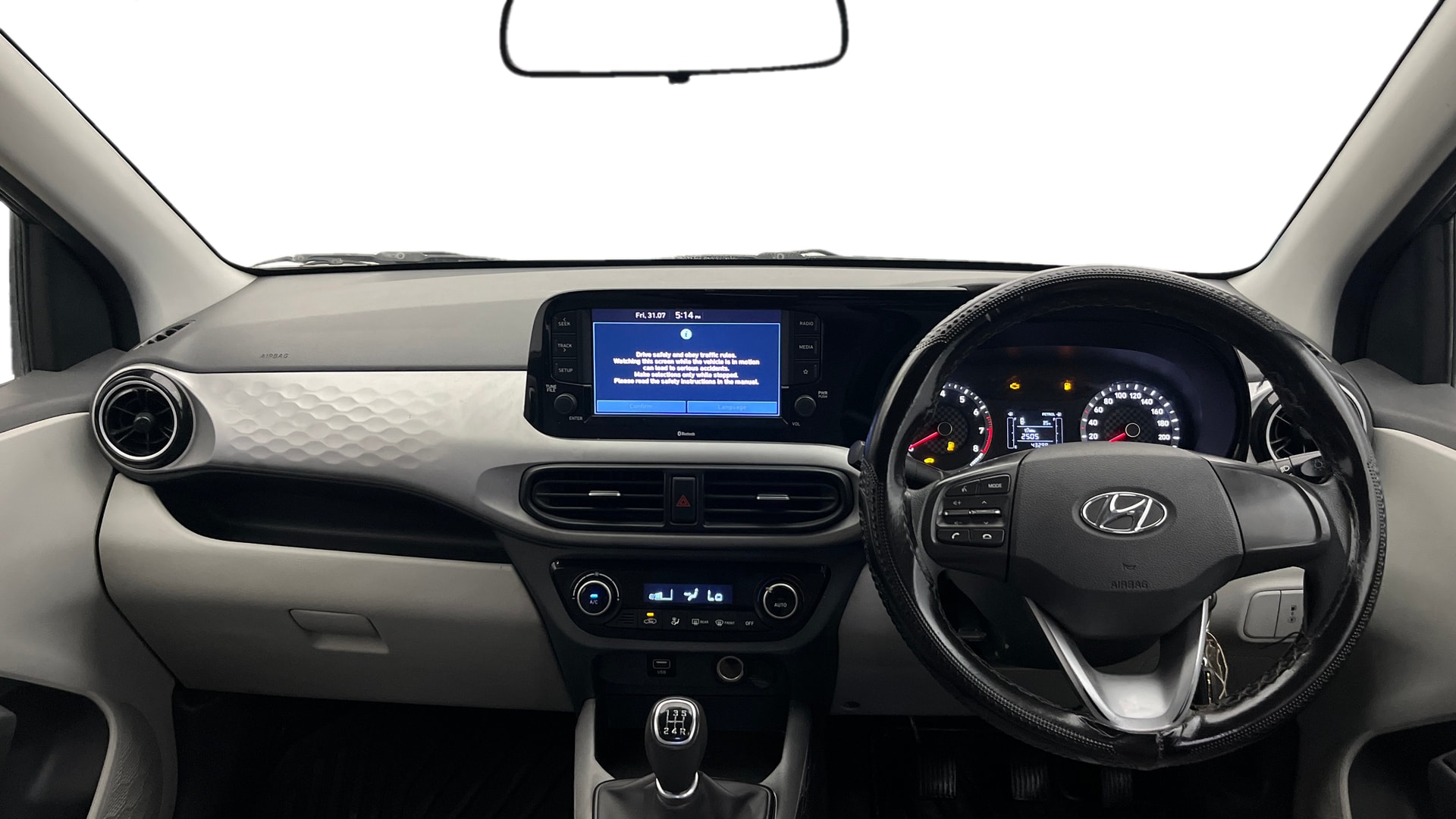 View 2022 Hyundai Grand i10 Nios Sportz CNG Image 15 Used 2022 Hyundai Grand i10 Nios Sportz CNG Image 15