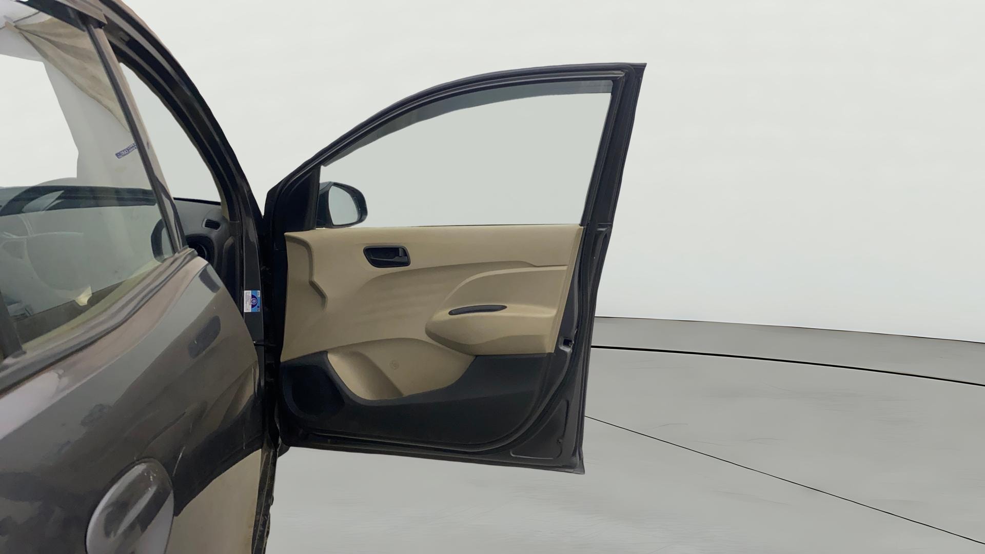 View 2022 Hyundai New Santro D-Lite Petrol Image 44 Used 2022 Hyundai New Santro D-Lite Petrol Image 44