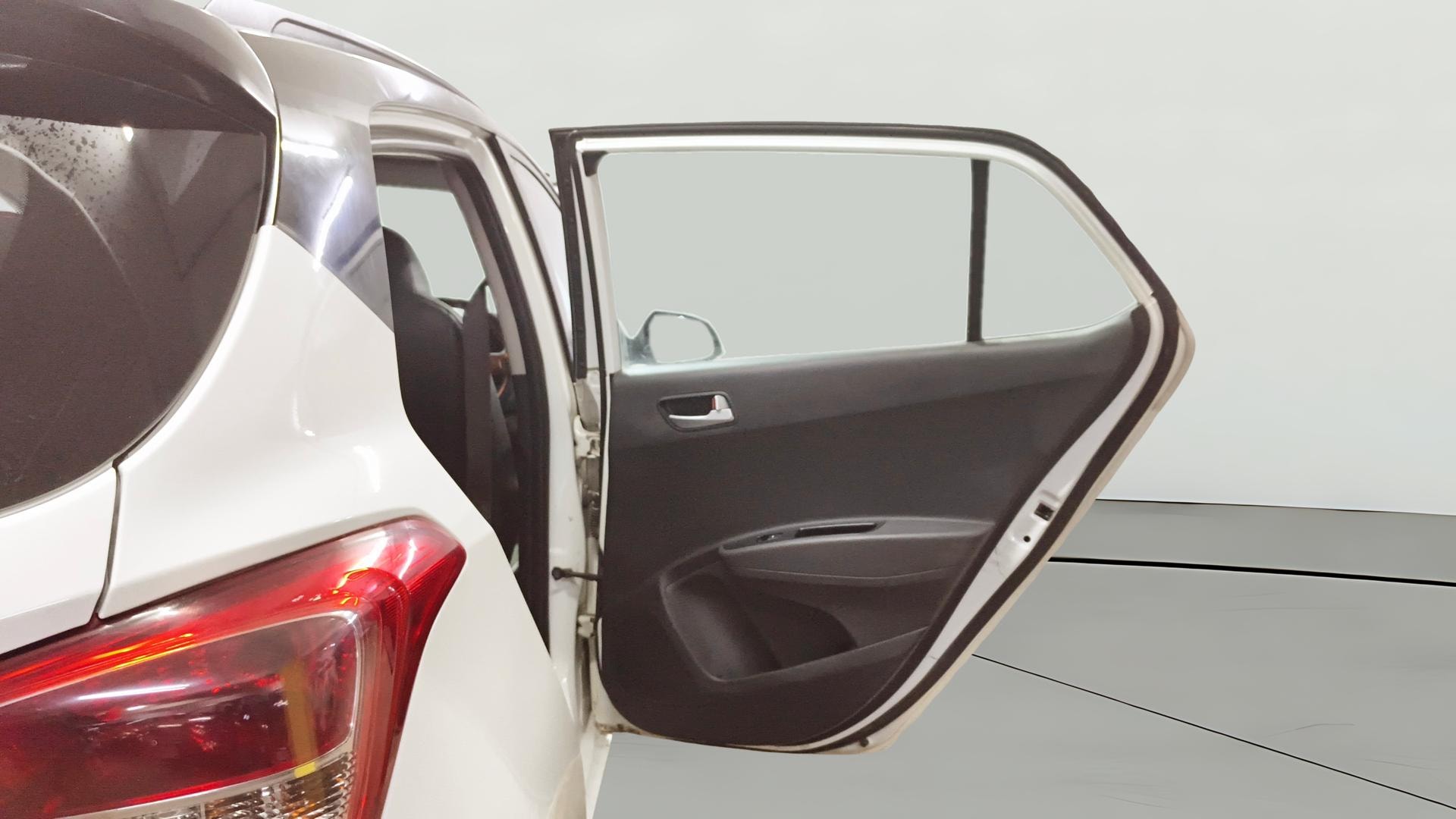 Used 2019 Hyundai Grand i10 Used 2019 Hyundai Grand i10