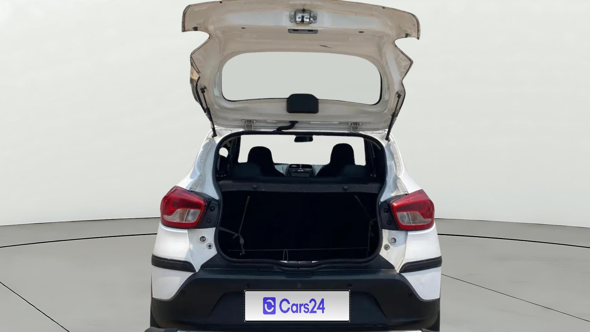 View 2017 Renault Kwid RXT 1.0 Image 16 Used 2017 Renault Kwid RXT 1.0 Image 16