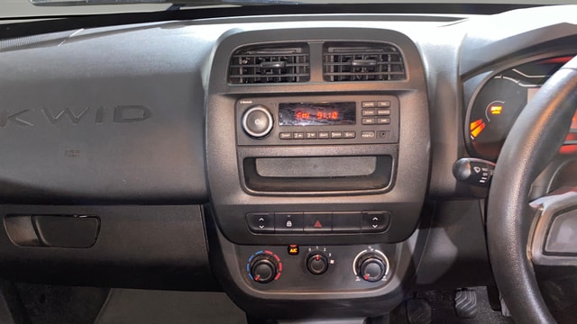View Renault Kwid Image 17 Used Renault Kwid Image 17