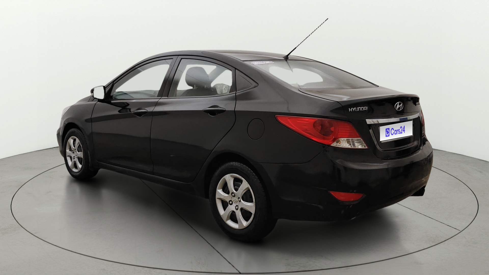 Used 2013 Hyundai Fluidic Verna Used 2013 Hyundai Fluidic Verna
