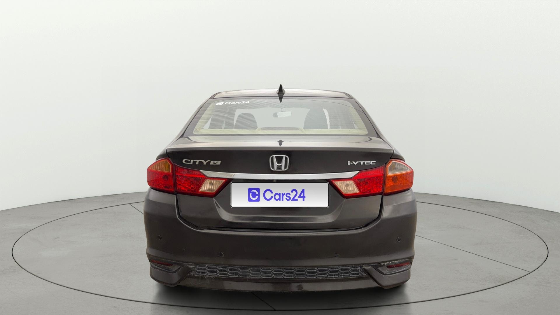View 2017 Honda City ZX MT Diesel Anniversary Edition Image 41 Used 2017 Honda City ZX MT Diesel Anniversary Edition Image 41