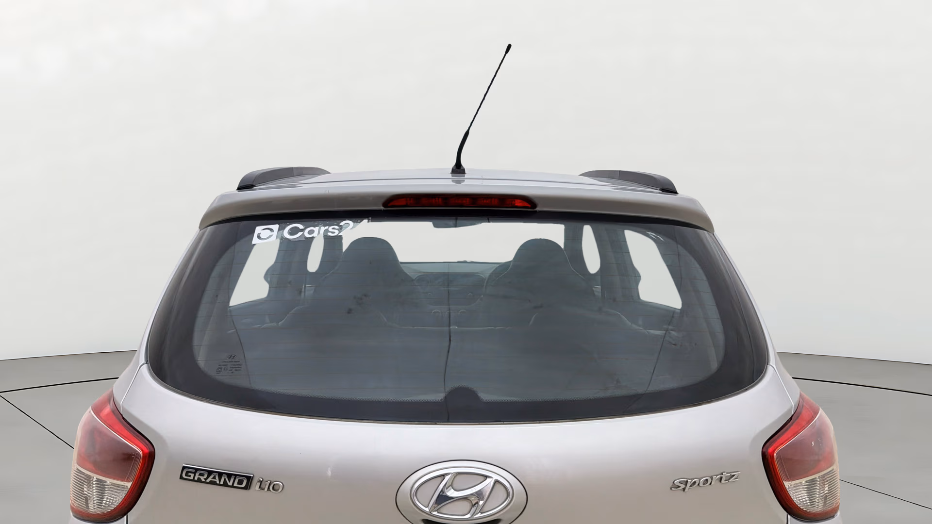 View 2016 Hyundai Grand i10 Sportz 1.2 Kappa Image 4 Used 2016 Hyundai Grand i10 Sportz 1.2 Kappa Image 4