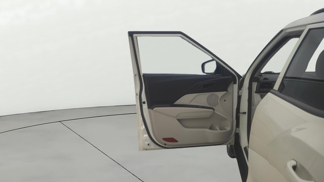 View Mahindra XUV300 Image 31 Used Mahindra XUV300 Image 31