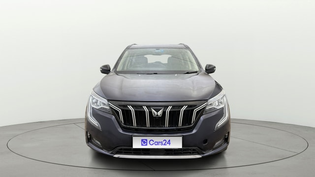 View Mahindra XUV700 Image 1 Used Mahindra XUV700 Image 1