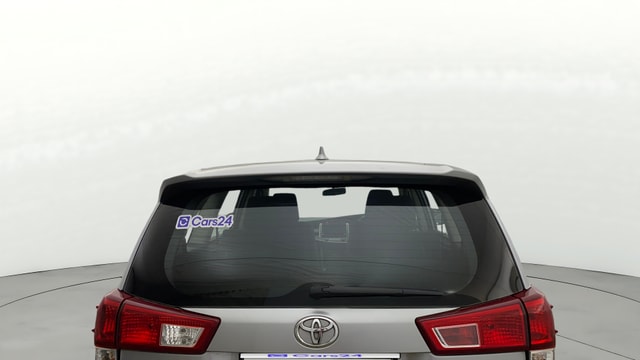 View Toyota Innova Crysta Image 4 Used Toyota Innova Crysta Image 4