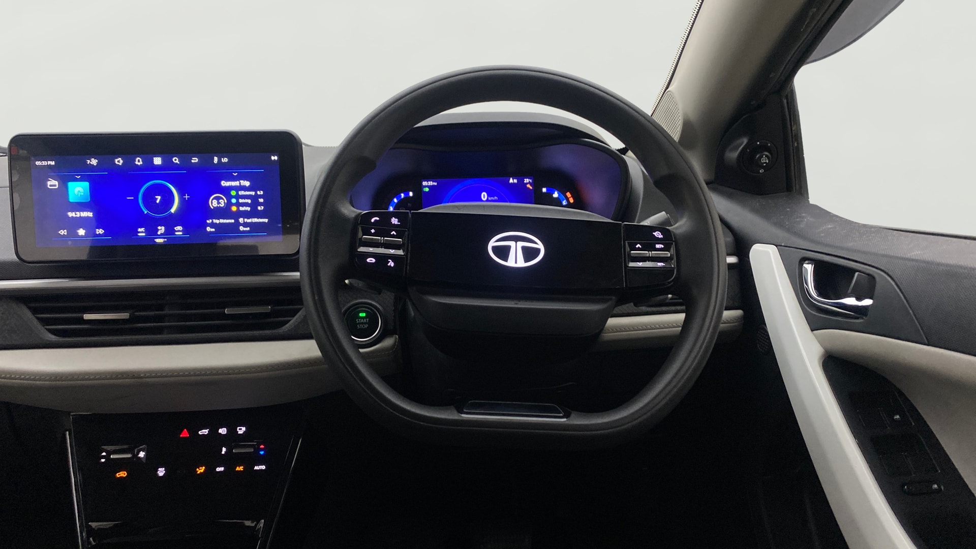 View 2024 Tata Nexon Revotron XE Image 20 Used 2024 Tata Nexon Revotron XE Image 20