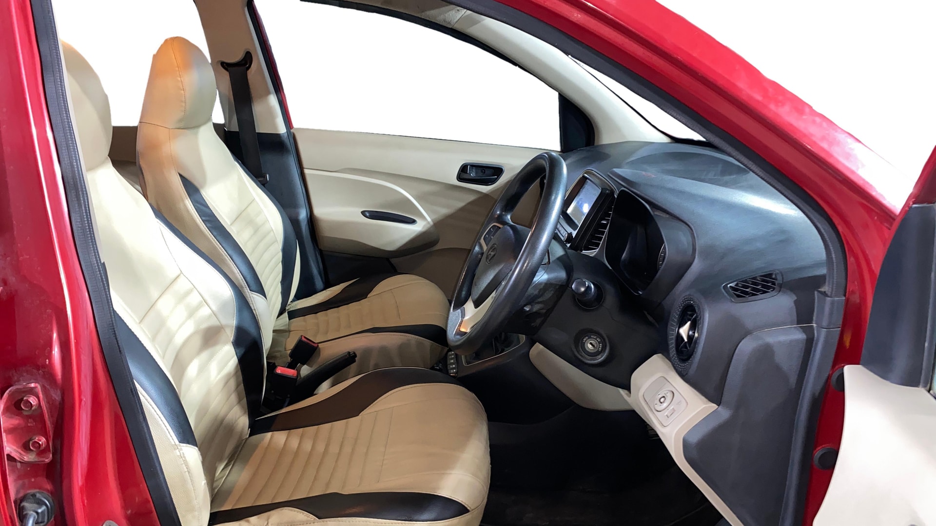 View 2020 Hyundai New Santro D-Lite Petrol Image 25 Used 2020 Hyundai New Santro D-Lite Petrol Image 25