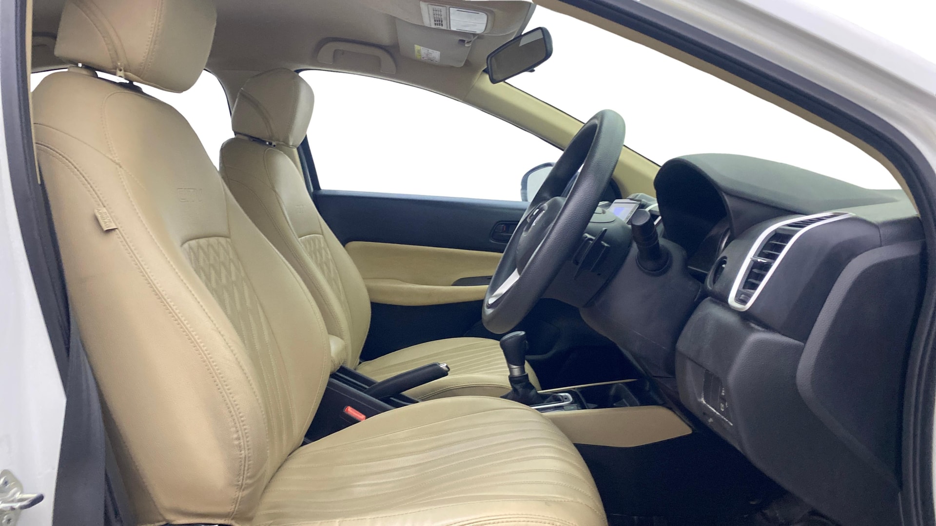 View 2022 Honda City ZX MT Diesel Anniversary Edition Image 18 Used 2022 Honda City ZX MT Diesel Anniversary Edition Image 18