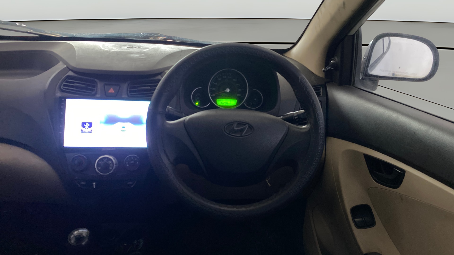 View 2014 Hyundai EON Magna Plus Image 20 Used 2014 Hyundai EON Magna Plus Image 20