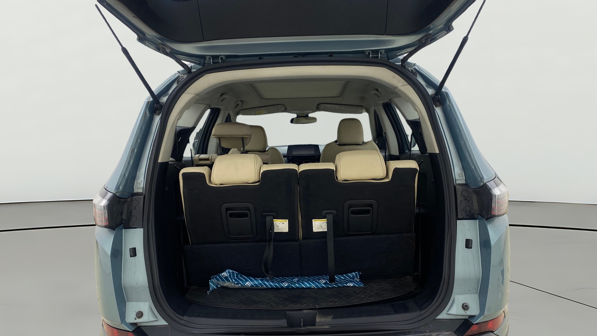 View 2021 Tata Safari XZA Plus Image 42 Used 2021 Tata Safari XZA Plus Image 42