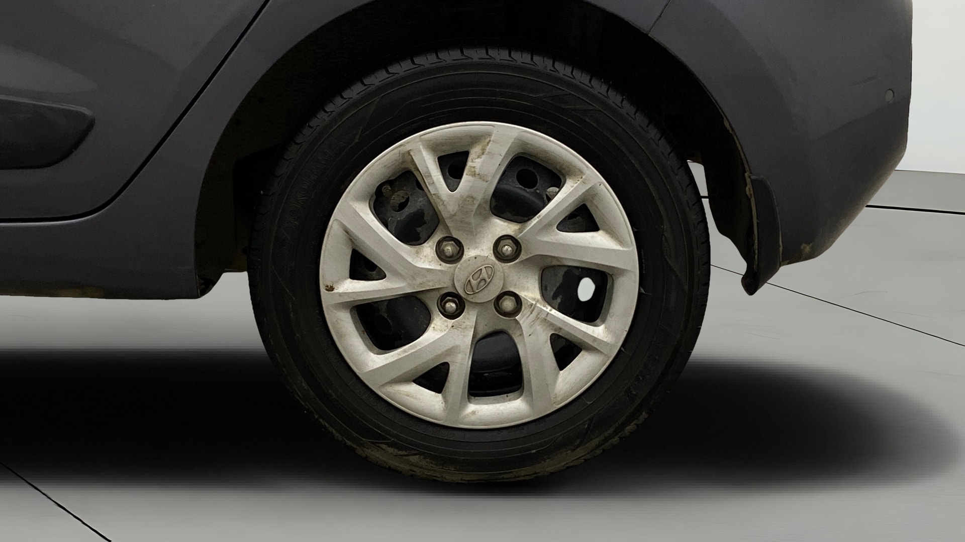 View 2019 Hyundai Grand i10 Sportz 1.2 Kappa Image 11 Used 2019 Hyundai Grand i10 Sportz 1.2 Kappa Image 11