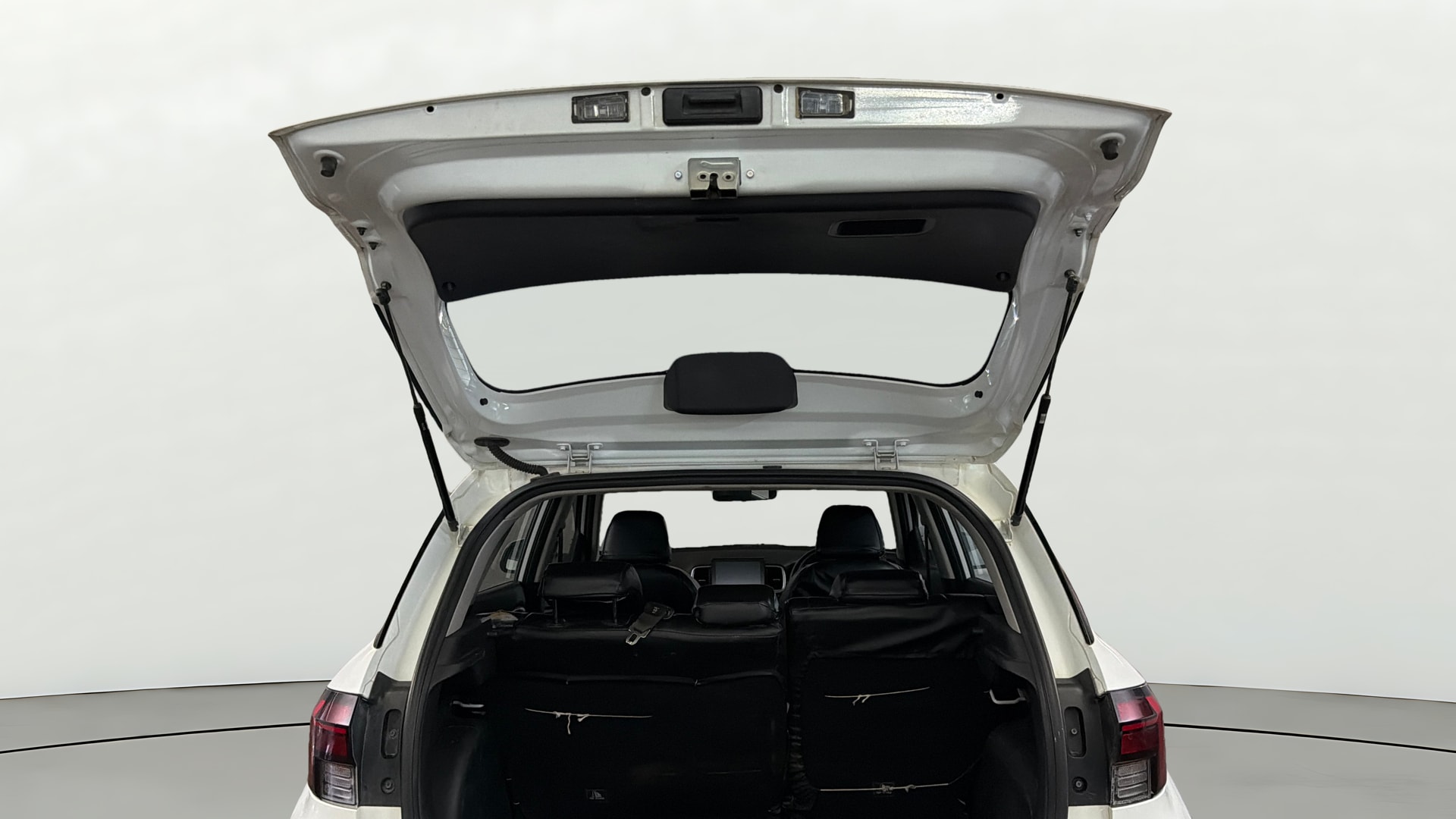View 2023 Hyundai Venue S 1.2 Petrol Image 16 Used 2023 Hyundai Venue S 1.2 Petrol Image 16