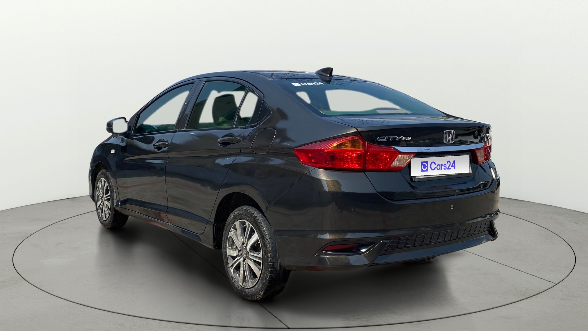 View 2020 Honda City ZX MT Diesel Anniversary Edition Image 2 Used 2020 Honda City ZX MT Diesel Anniversary Edition Image 2