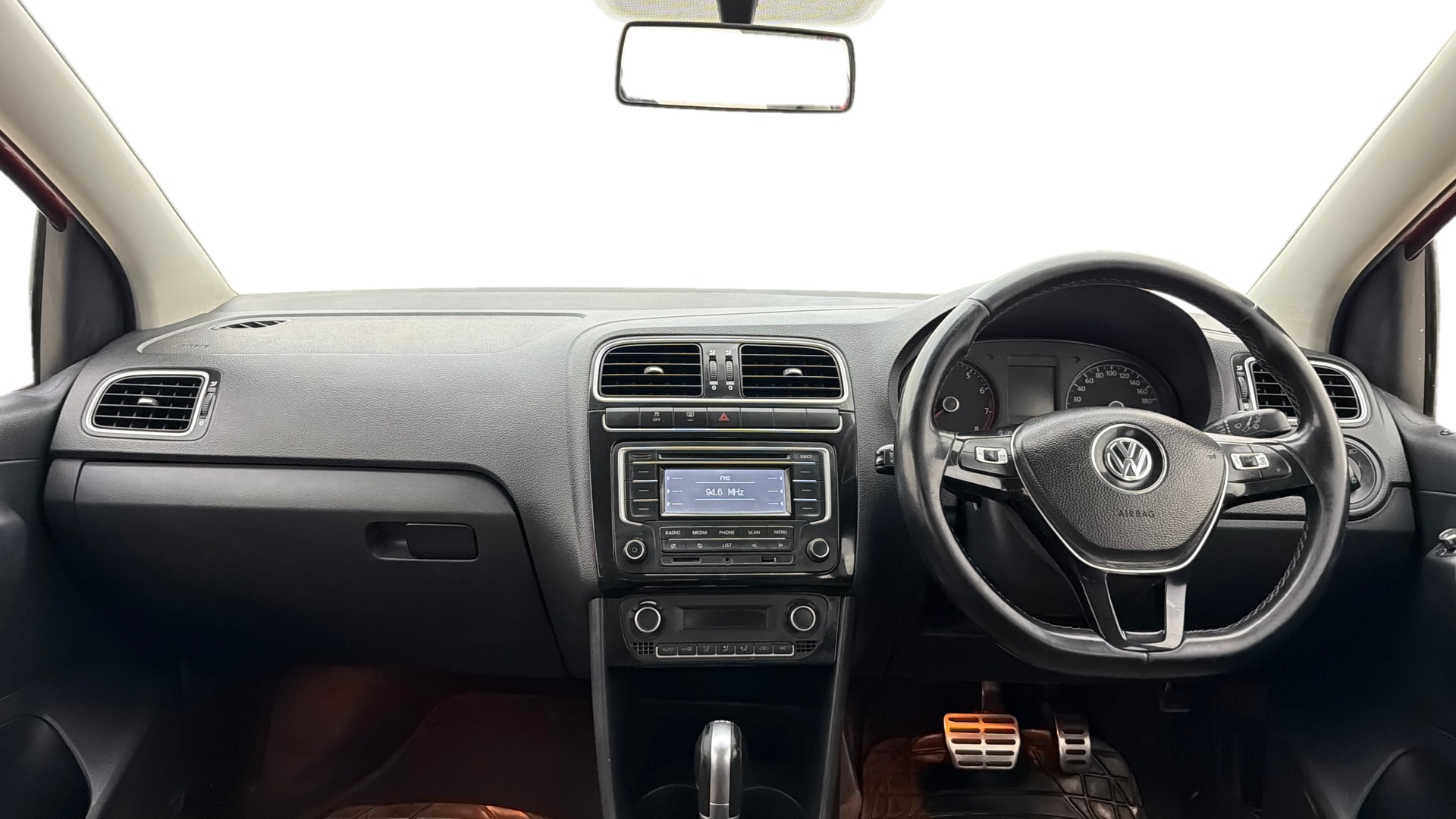 View 2015 Volkswagen Polo GT TSI Image 16 Used 2015 Volkswagen Polo GT TSI Image 16