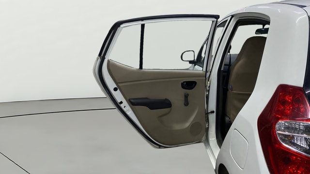View Hyundai i10 Image 14 Used Hyundai i10 Image 14
