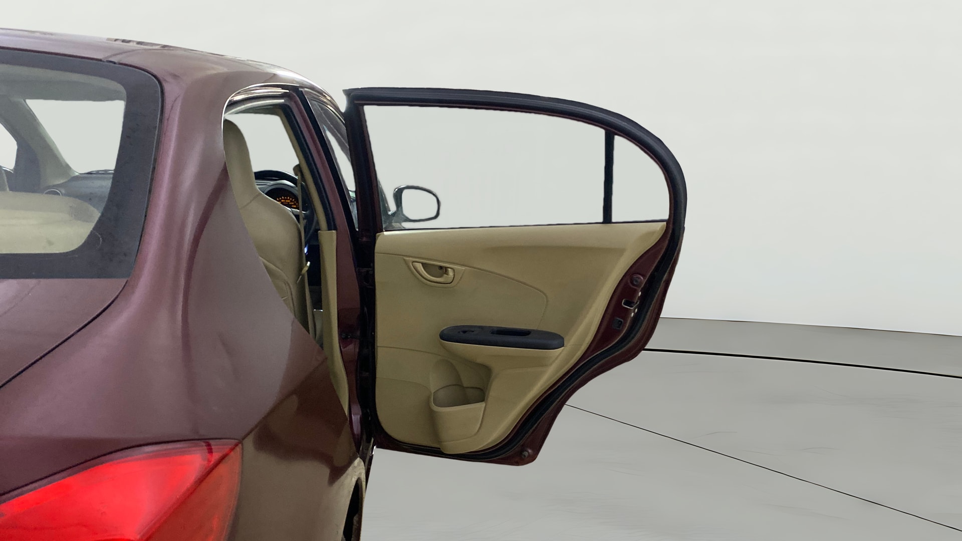 View 2014 Honda Amaze E MT Petrol BS IV Image 7 Used 2014 Honda Amaze E MT Petrol BS IV Image 7