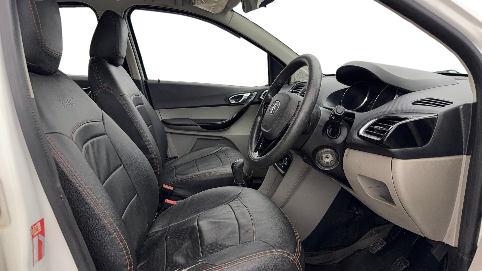 View 2019 Tata Tiago Revotorq XB Image 25 Used 2019 Tata Tiago Revotorq XB Image 25