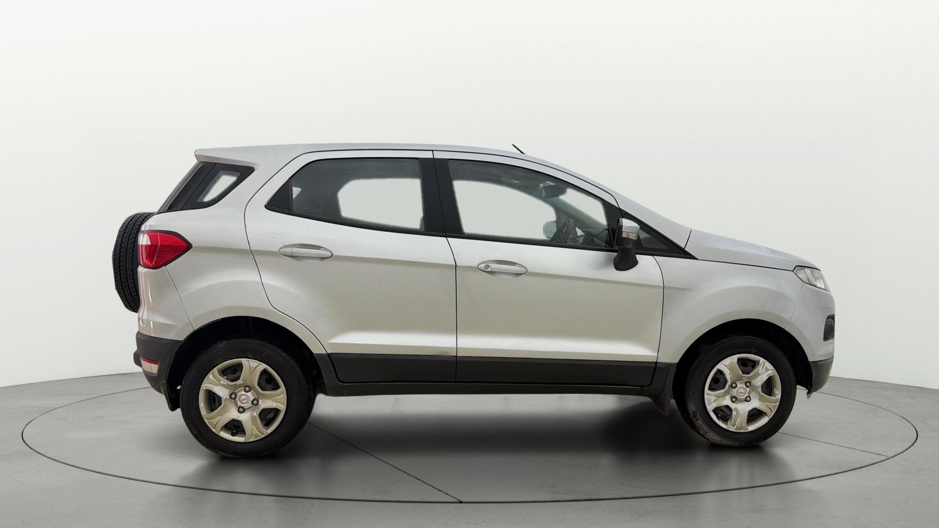 View 2014 Ford EcoSport 1.5 TDCi Diesel Ambiente BS IV Image 8 Used 2014 Ford EcoSport 1.5 TDCi Diesel Ambiente BS IV Image 8
