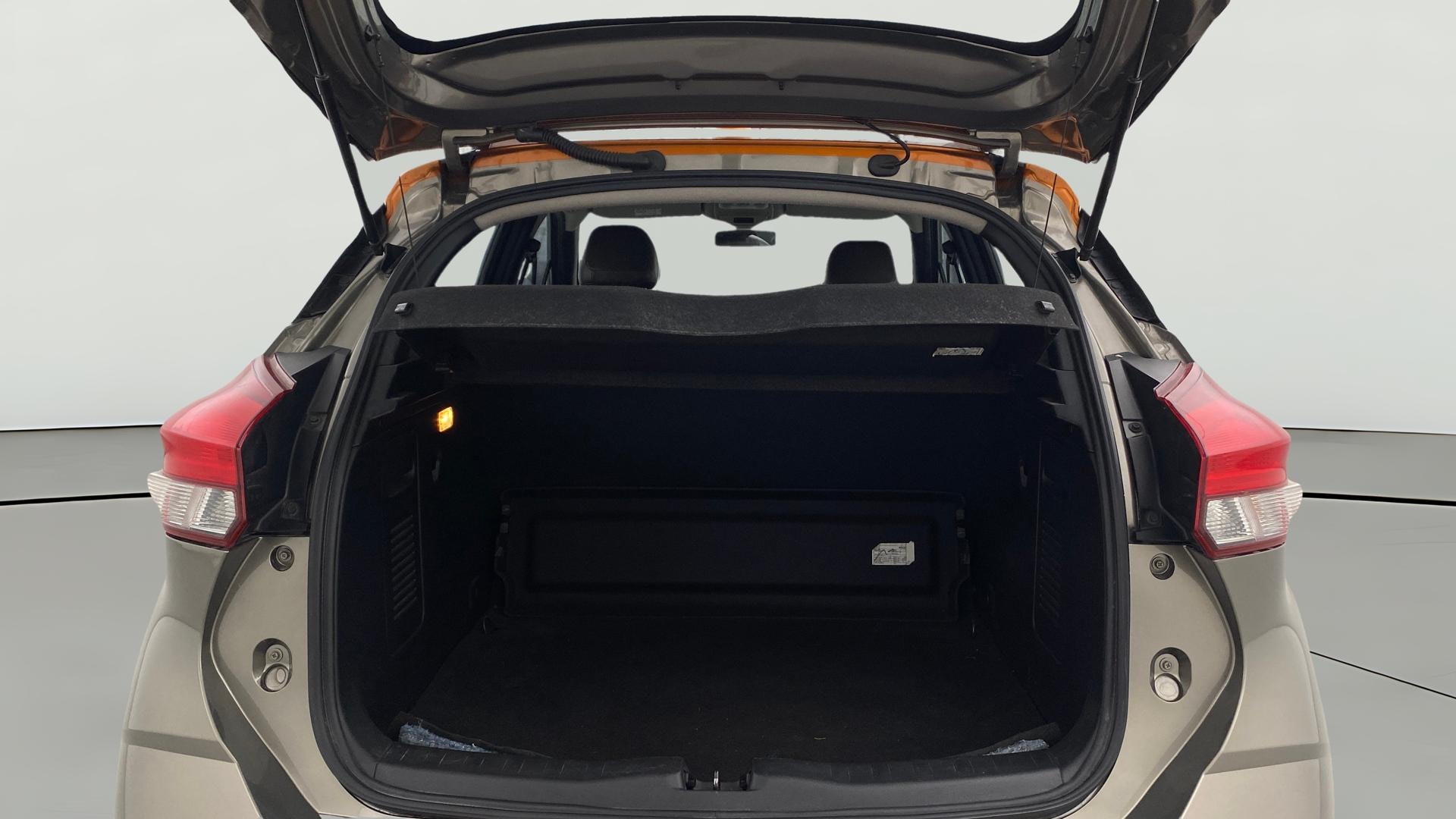 Used 2019 Nissan Kicks Used 2019 Nissan Kicks