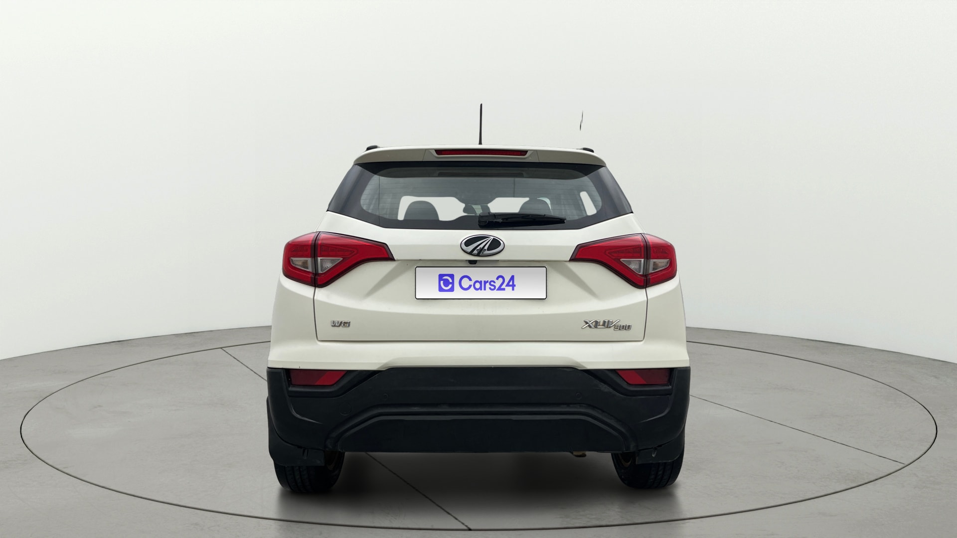 View 2022 Mahindra XUV300 W4 Petrol BS IV Image 44 Used 2022 Mahindra XUV300 W4 Petrol BS IV Image 44