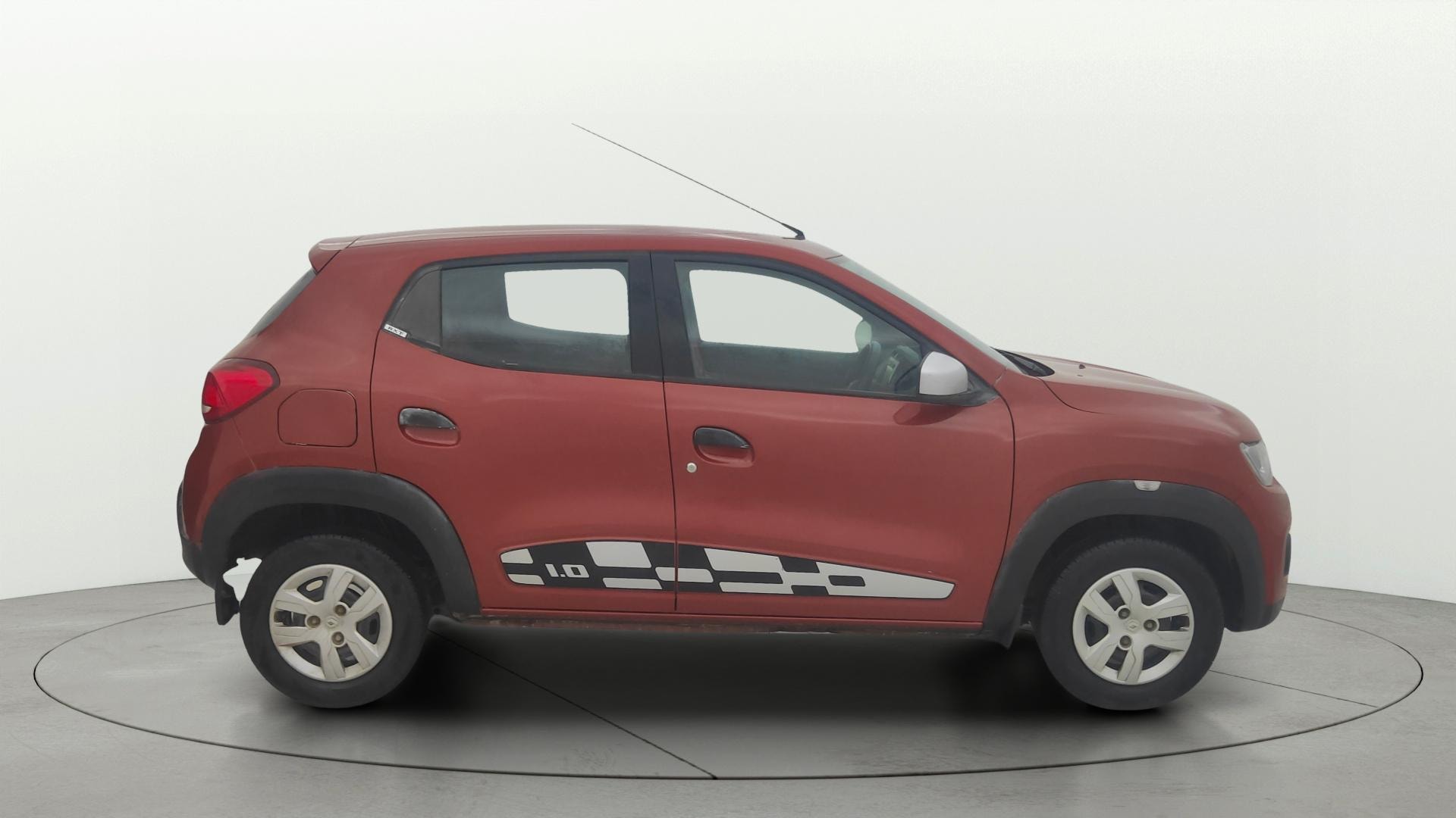 View 2018 Renault Kwid RXL 1.0 AMT BS IV Image 8 Used 2018 Renault Kwid RXL 1.0 AMT BS IV Image 8