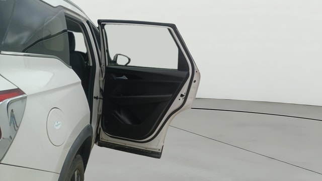 View MG Hector Image 6 Used MG Hector Image 6