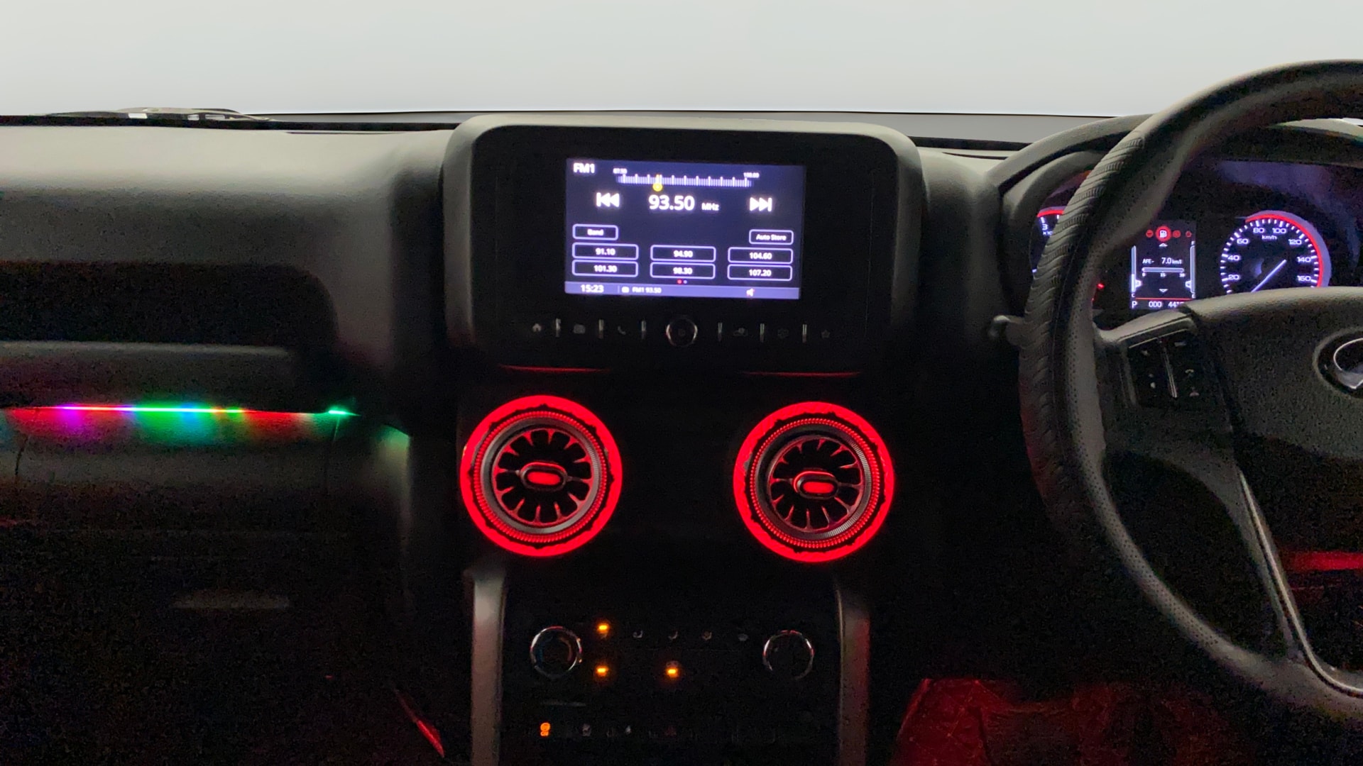 View 2021 Mahindra Thar AX Standard Manual Soft Top 6 Seater Image 32 Used 2021 Mahindra Thar AX Standard Manual Soft Top 6 Seater Image 32