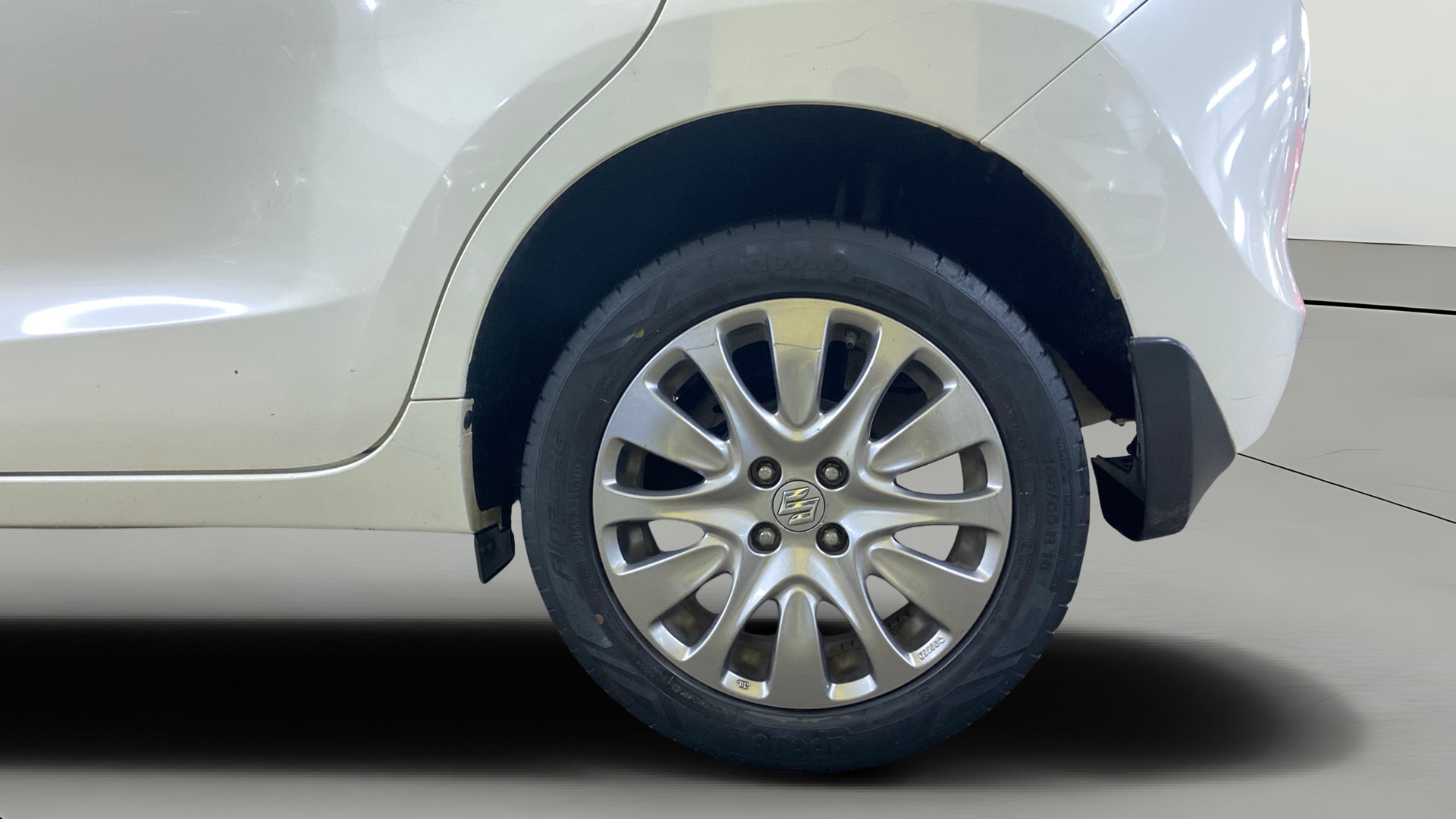 View 2018 Maruti Suzuki 1000 Base Variant Image 11 Used 2018 Maruti Suzuki 1000 Base Variant Image 11