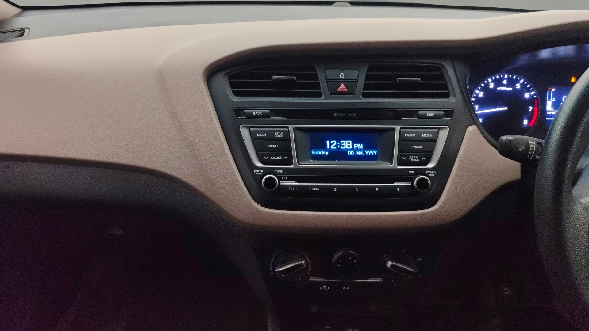 View 2015 Hyundai Elite i20 Magna 1.2 Image 17 Used 2015 Hyundai Elite i20 Magna 1.2 Image 17