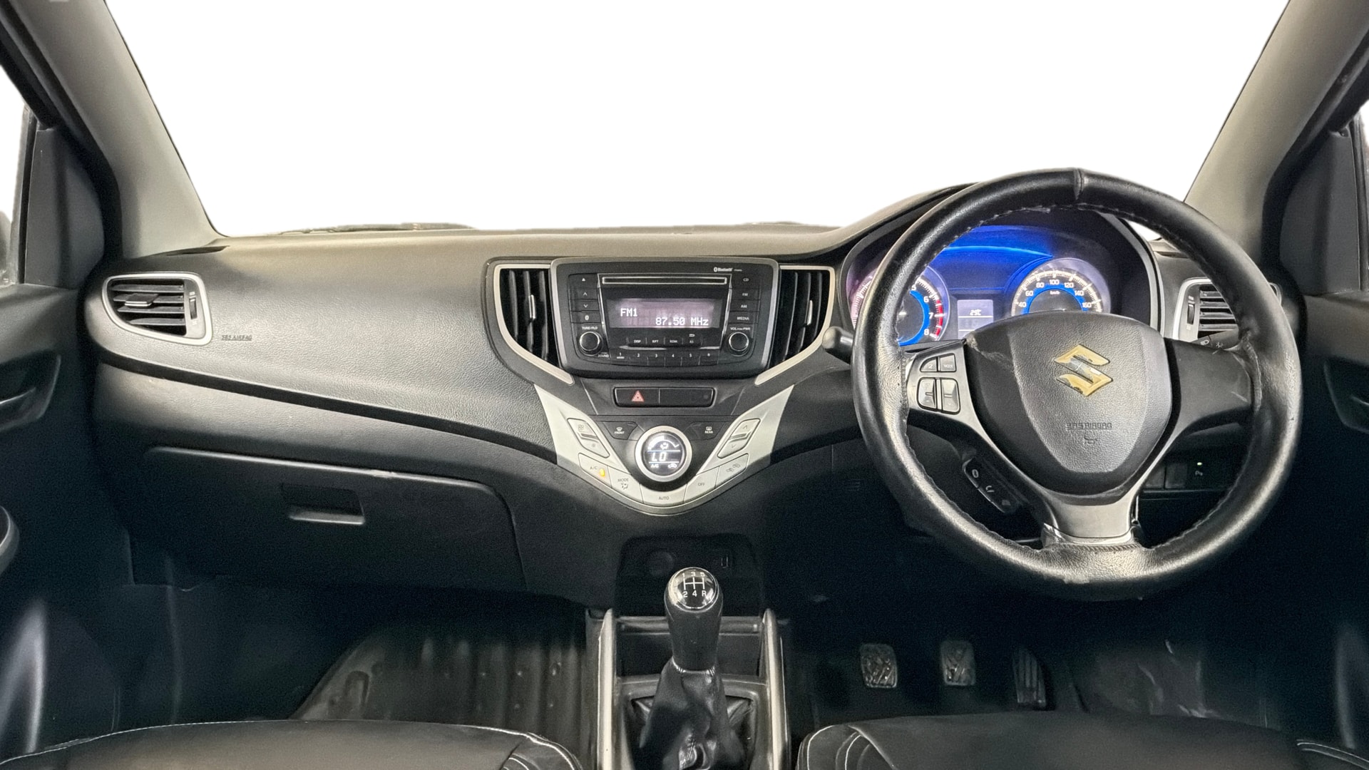 View 2016 Maruti Suzuki 1000 Base Variant Image 15 Used 2016 Maruti Suzuki 1000 Base Variant Image 15