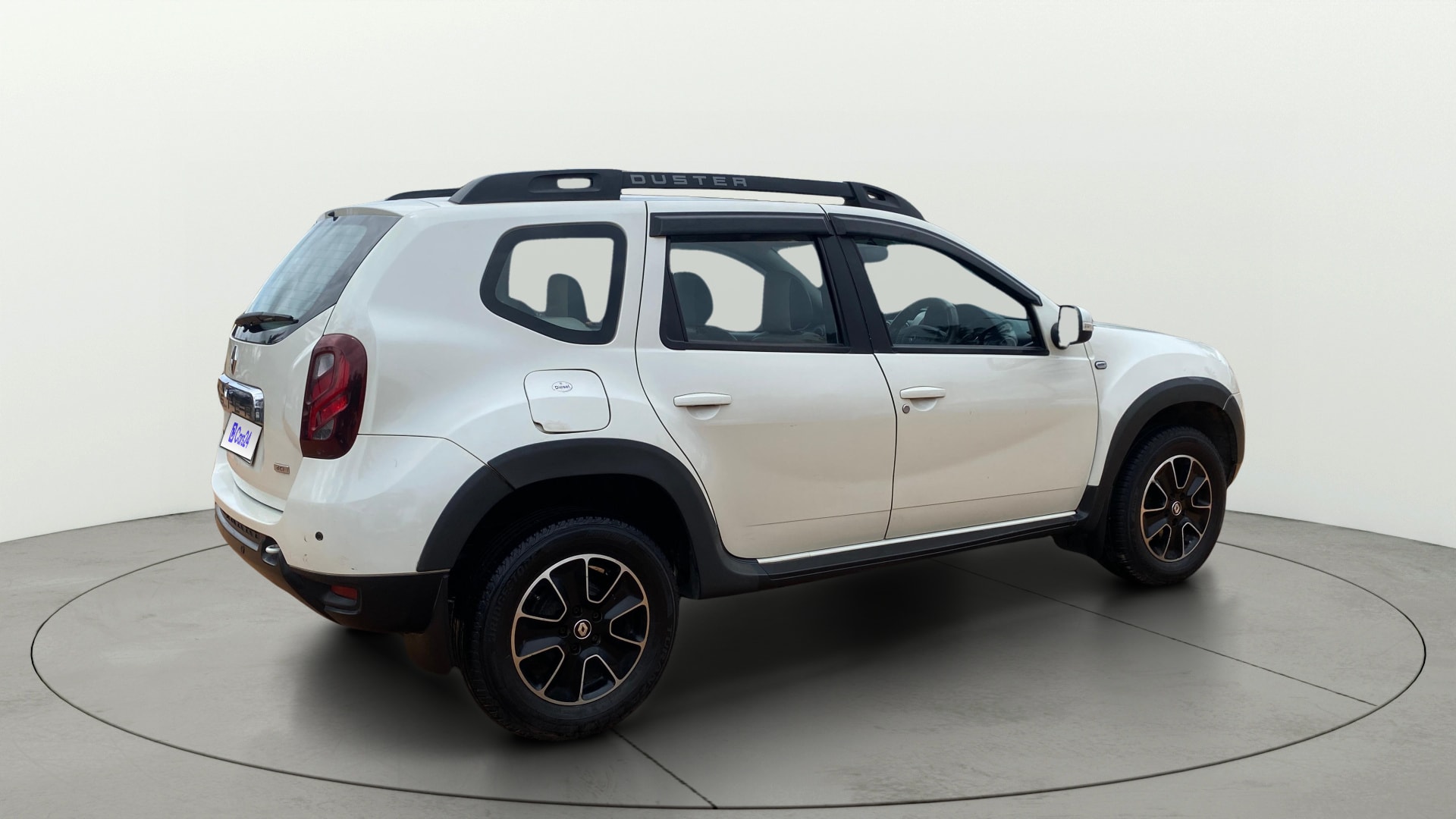 View 2019 Renault Duster 85 PS RXS 4X2 MT Image 44 Used 2019 Renault Duster 85 PS RXS 4X2 MT Image 44