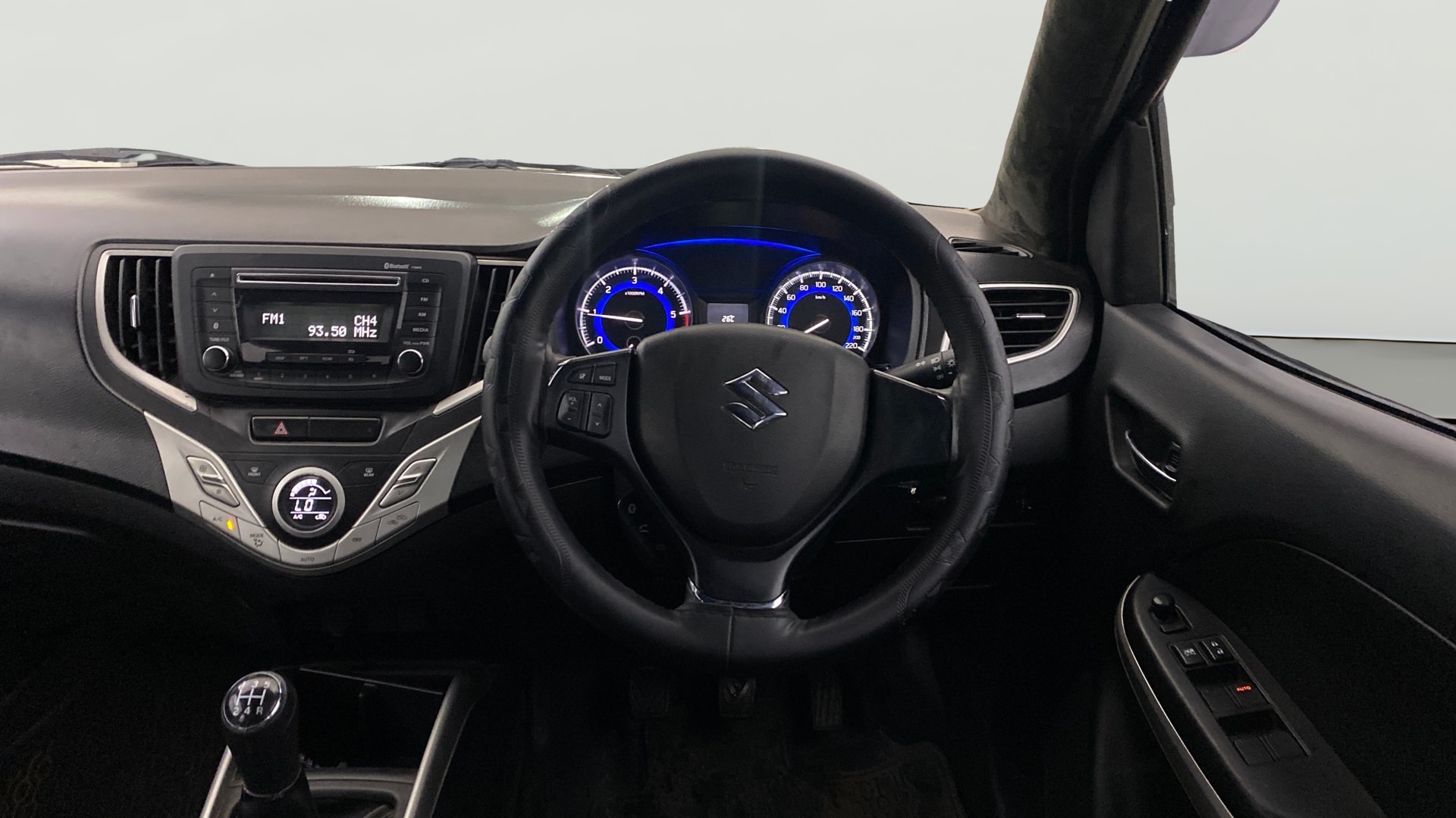 View 2018 Maruti Suzuki 1000 Base Variant Image 20 Used 2018 Maruti Suzuki 1000 Base Variant Image 20