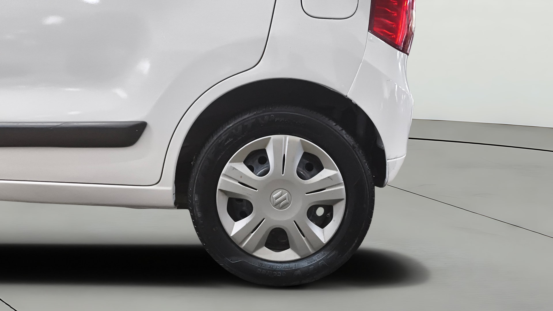 View 2018 Maruti Suzuki 1000 Base Variant Image 11 Used 2018 Maruti Suzuki 1000 Base Variant Image 11