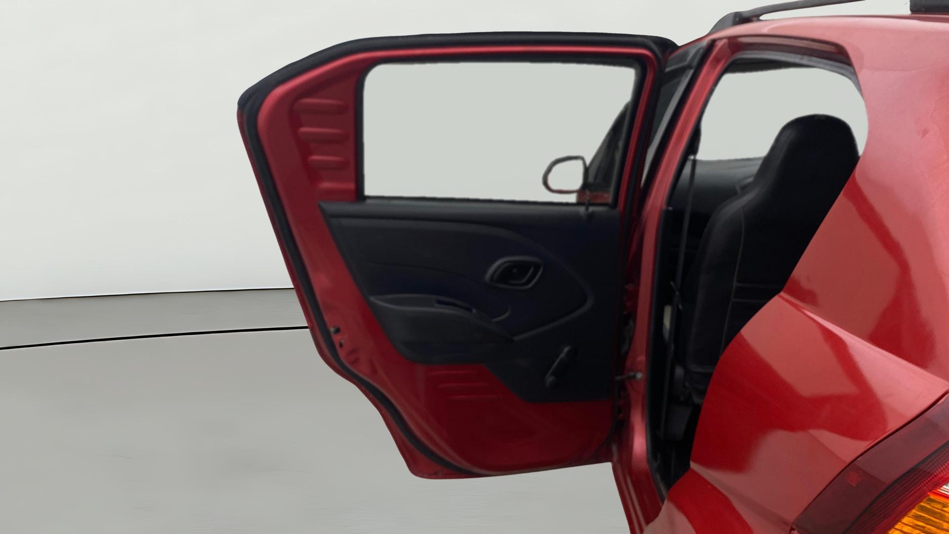 View 2017 Datsun Redi GO T(O) 0.8L -Limited Edition Image 22 Used 2017 Datsun Redi GO T(O) 0.8L -Limited Edition Image 22