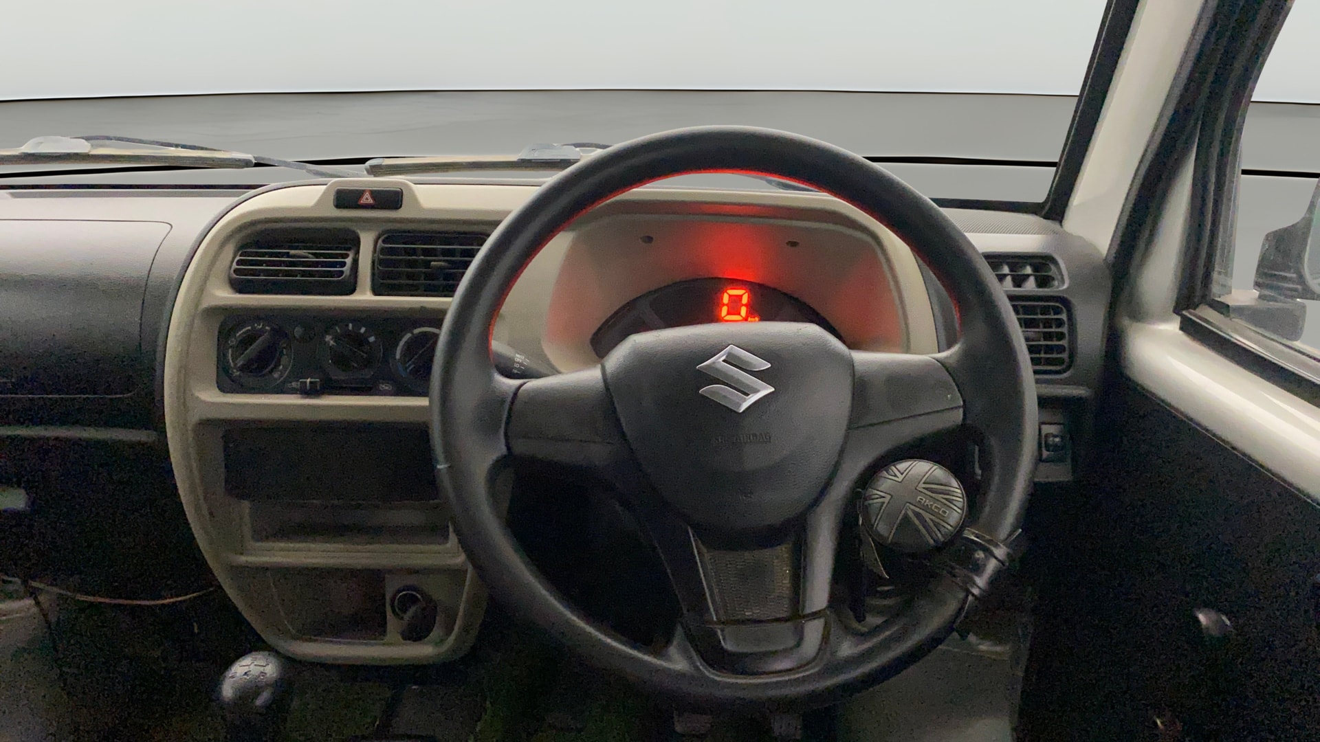 View 2024 Maruti Suzuki 1000 Base Variant Image 12 Used 2024 Maruti Suzuki 1000 Base Variant Image 12