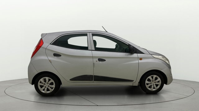 View Hyundai EON Image 8 Used Hyundai EON Image 8