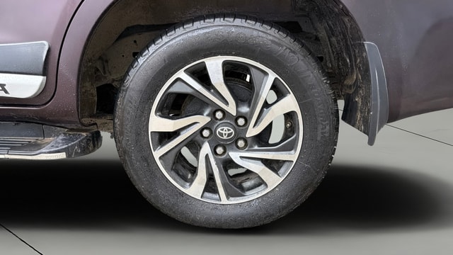View Toyota Innova Crysta Image 11 Used Toyota Innova Crysta Image 11