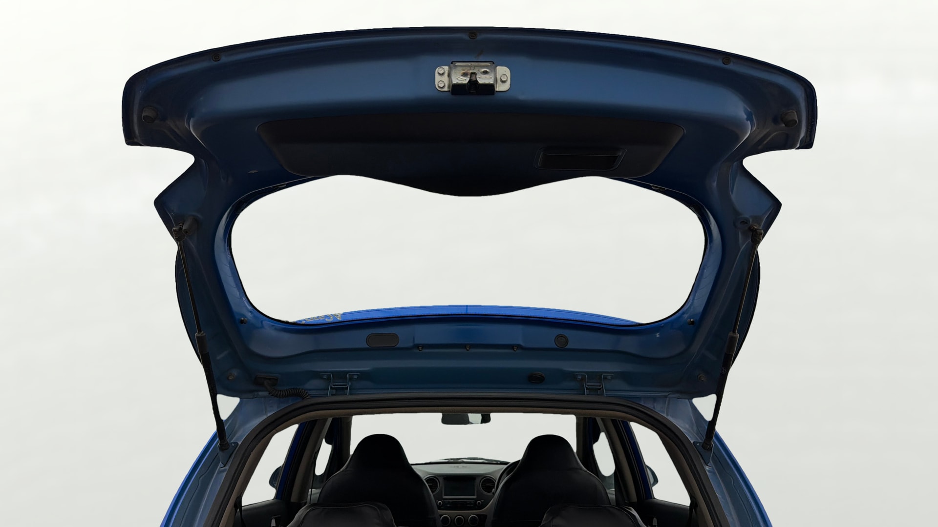 View 2019 Hyundai Grand i10 Sportz 1.2 Kappa Image 16 Used 2019 Hyundai Grand i10 Sportz 1.2 Kappa Image 16