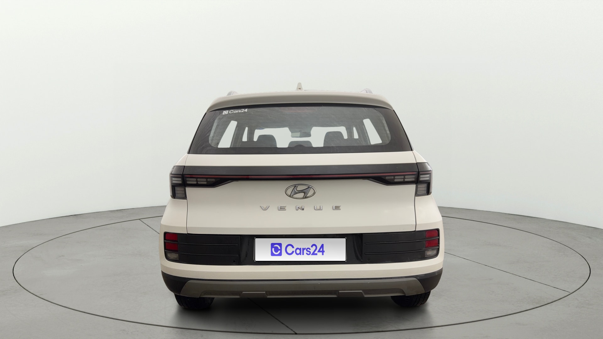 View 2024 Hyundai Venue E 1.2 Petrol BS IV Image 39 Used 2024 Hyundai Venue E 1.2 Petrol BS IV Image 39